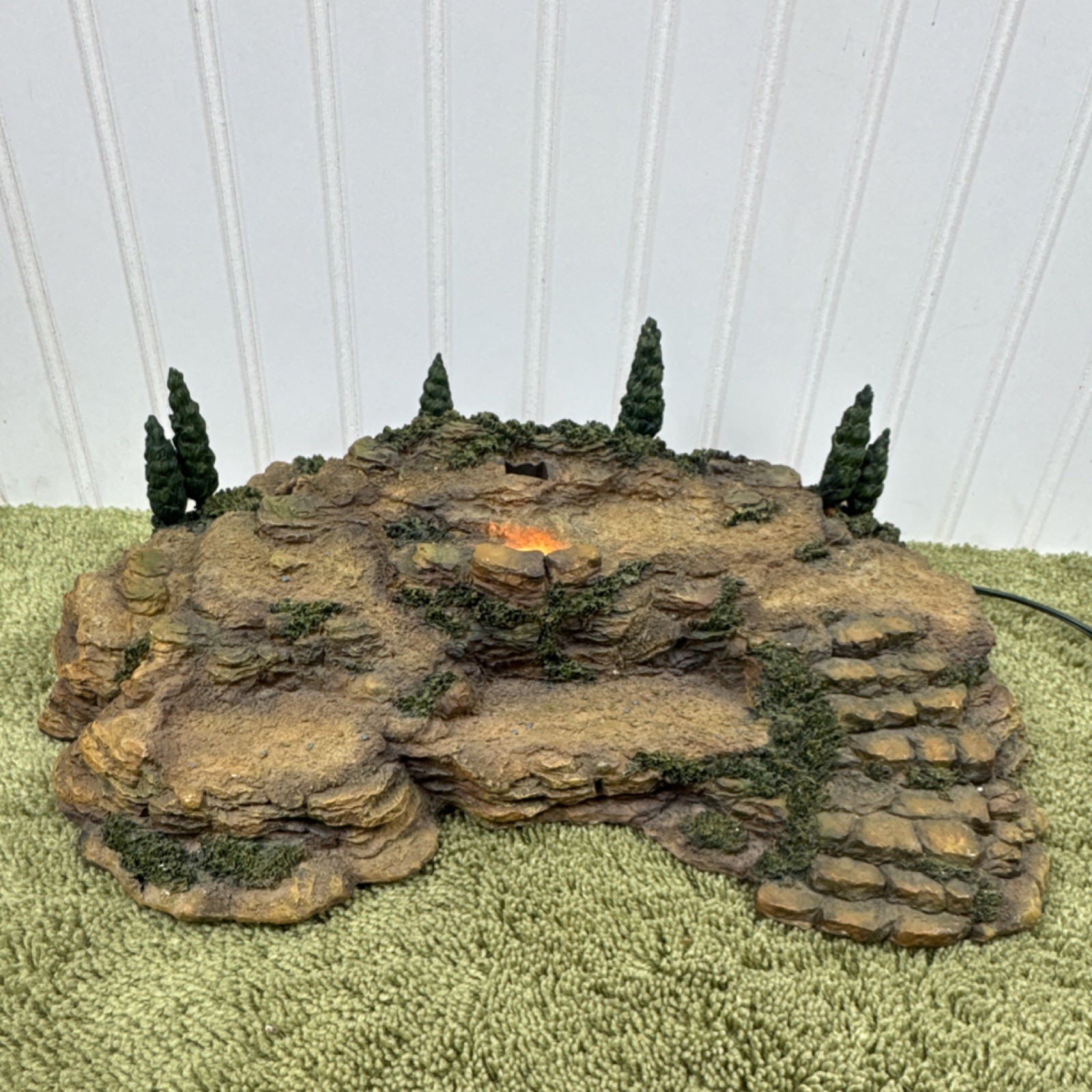 Roman Inc Lighted Nativity Display Base 1995 Village Scene Works