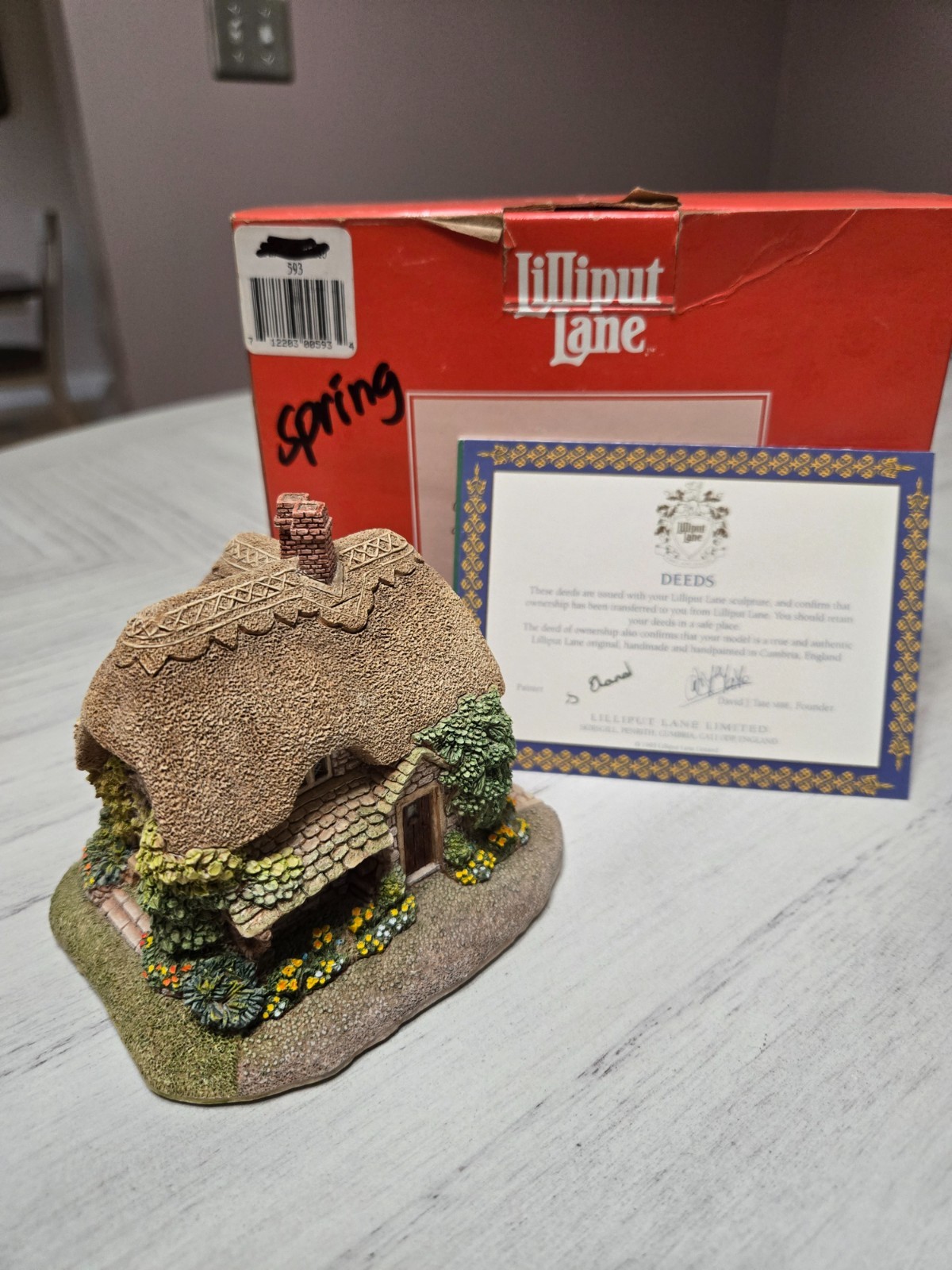 Lilliput Lane Collectible “Spring Glory” L593, W/DEED, original box