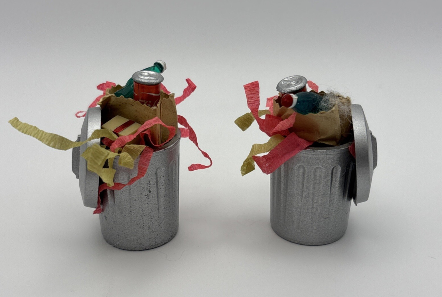 Department 56 Snow Village Trash Cans Set of 2 Christmas #5209-4 Metal, Plastic