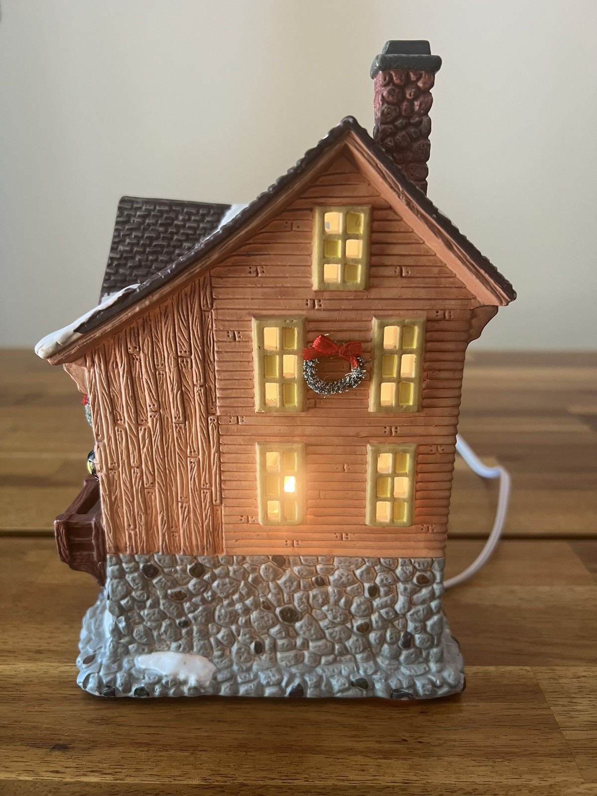 1999 Vintage St. Nicholas Square Christmas Village Illuminated Bennett Bros Mill