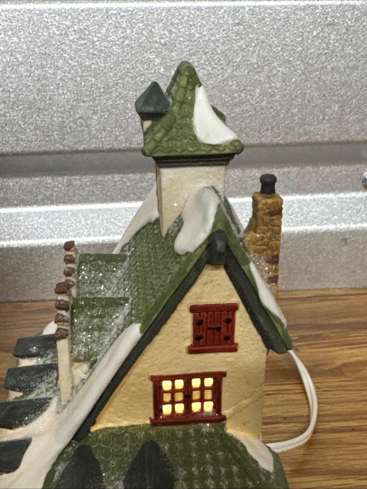 Dept 56 Reindeer Barn North Pole Series 5601-4 Heritage Village Christmas in Box