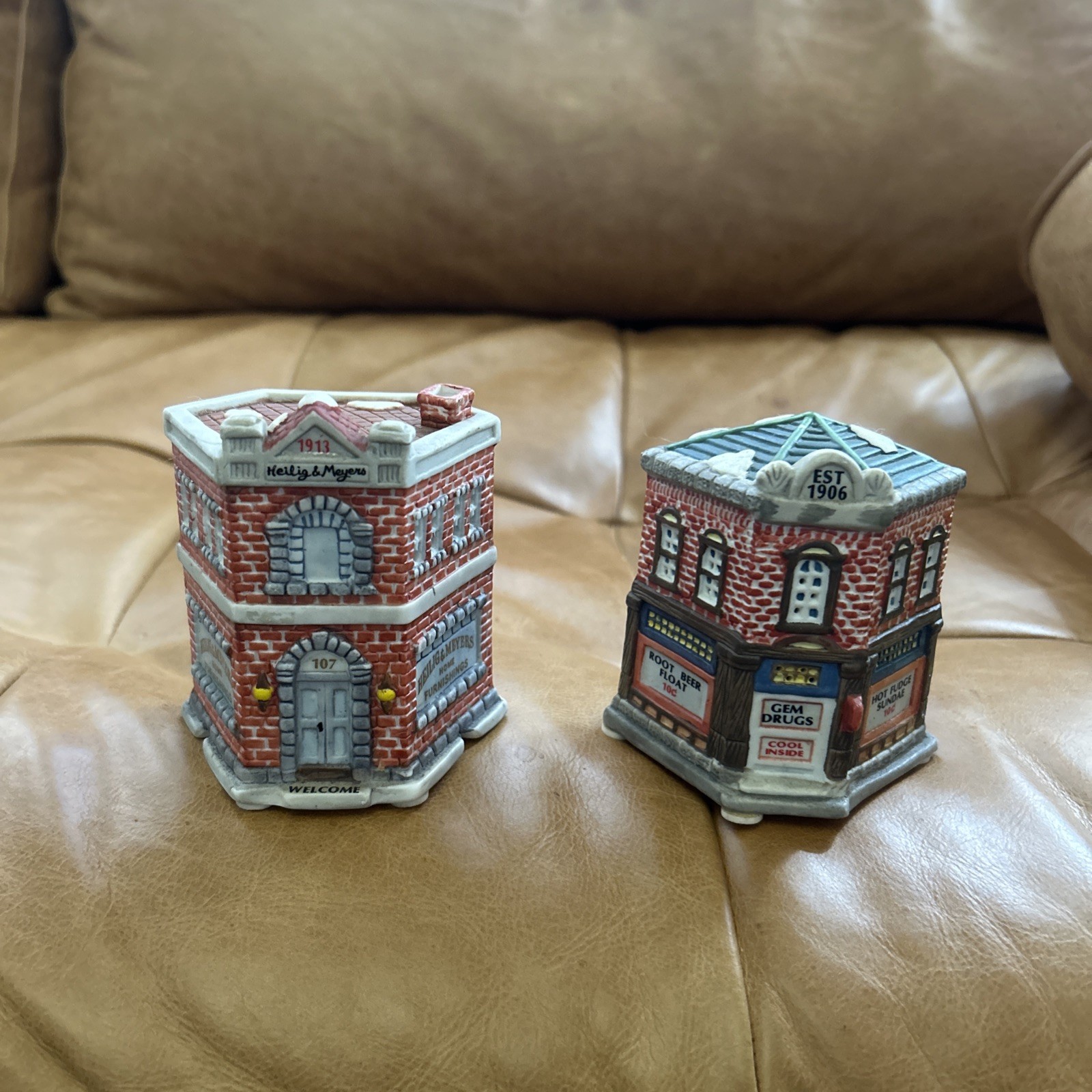 American Landmarks Collection Gem Drugs and Helig & Meyers Christmas Vtg. 1994