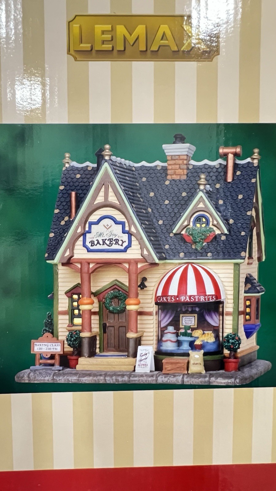 Lemax Caddington Village “Mt Joy Bakery” 25376 Retired 2012 Brand NEW And RARE!
