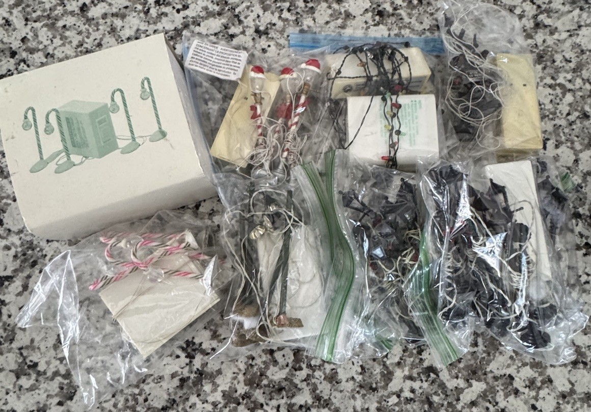 LEMAX & Dept. 56 Light Sets LOT | VILLAGE LIGHTED ACCESSORIES *Read!*