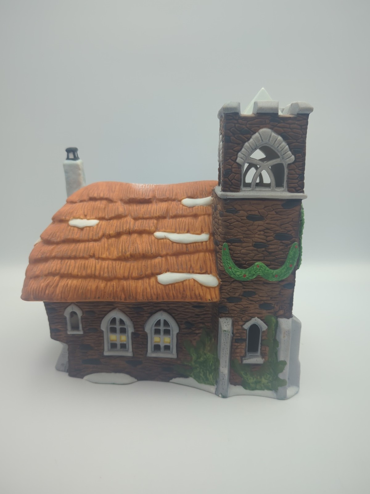 Dept 56 Ivy Glen Church Retired 1988 Dickens Christmas Village w/ Light & Carton