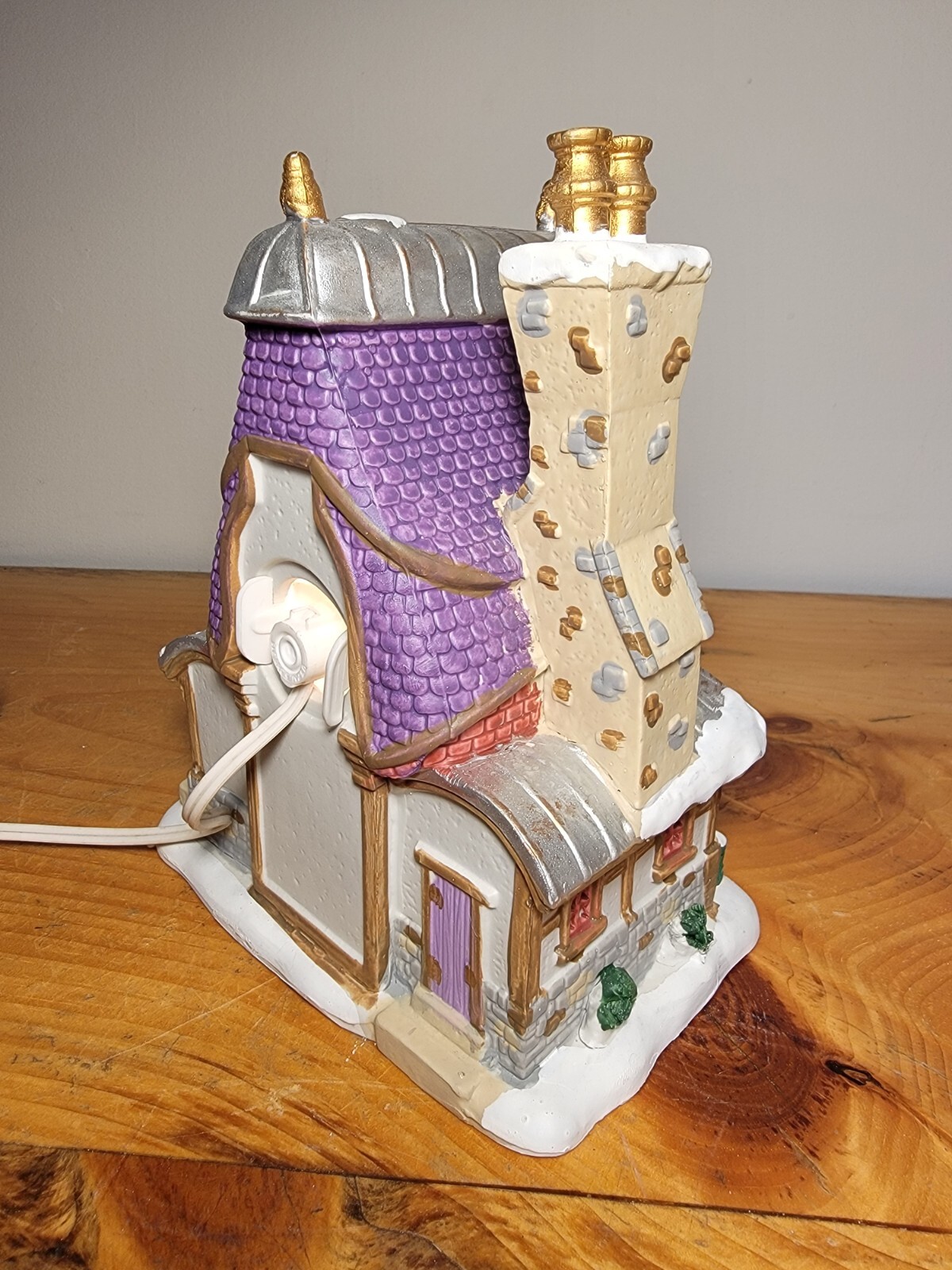 2019 LEMAX “SUGAR PLUM BAKERY” # 95531