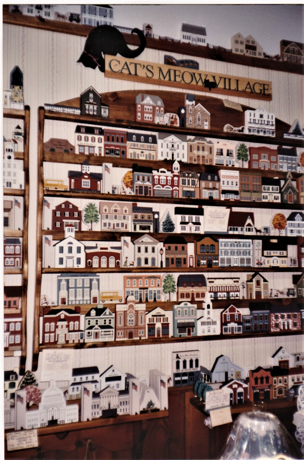 Cat’s Meow Village S-5 RT OH, ” Amish Furniture Co/Dixie Shoe” New/Value $18-$35