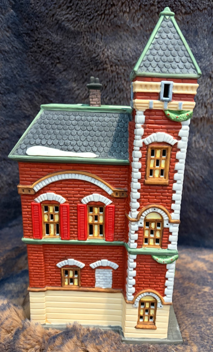 Department 56 “Red Brick Fire Station” #5536-0 Christmas In The City Series