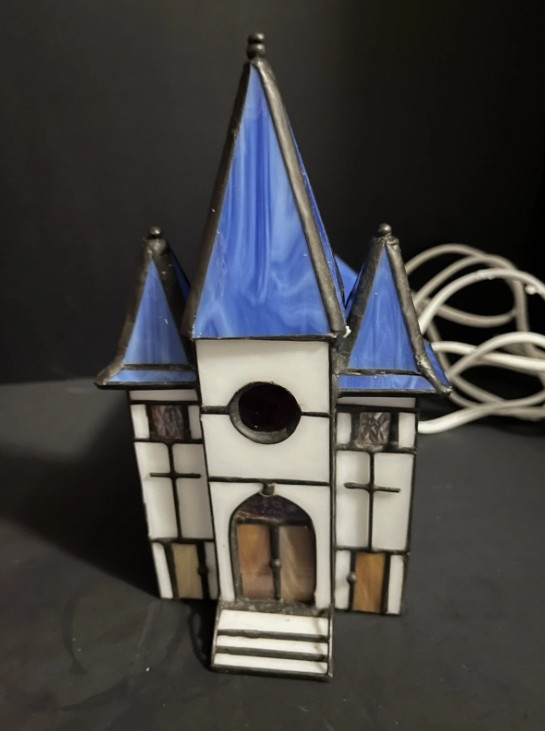 Vintage Century Classics illuminated Stained Glass Collectible Church with Box