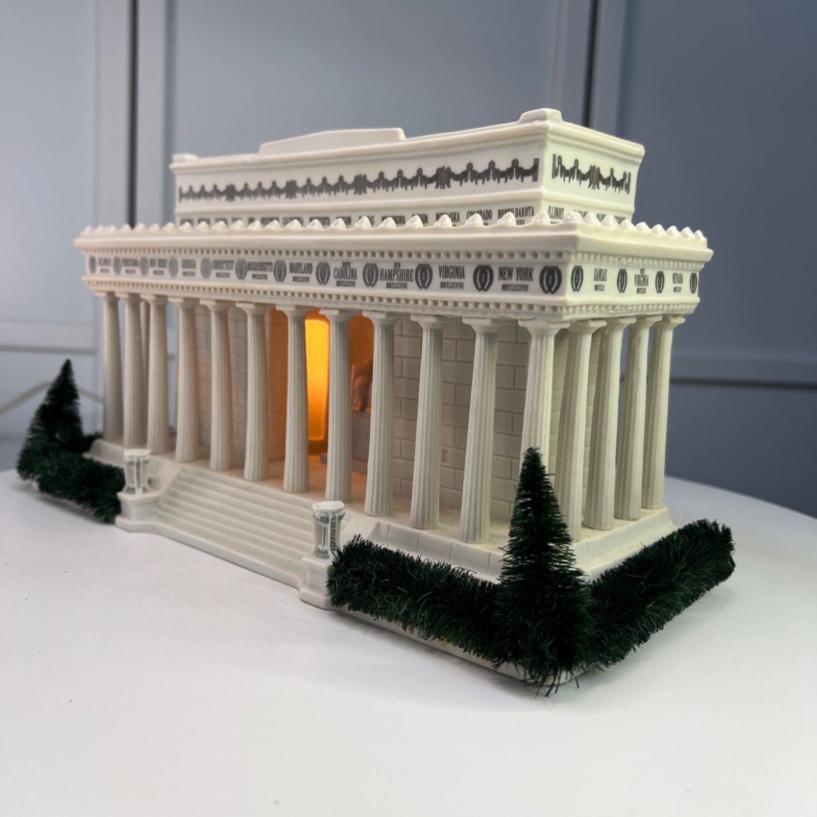 Dept 56 The Lincoln Memorial American Pride Collection From 2001 (No Box)