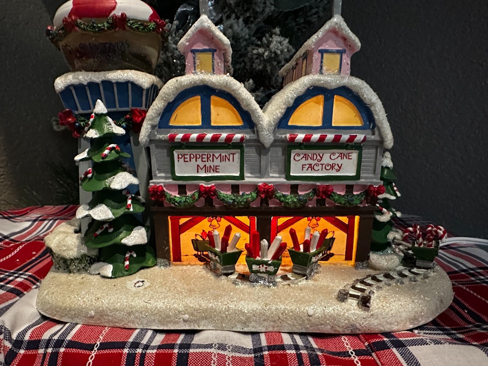 Hawthorne Village Peppermint Mine & Candy Cane Village Rudolph’s Christmas Town