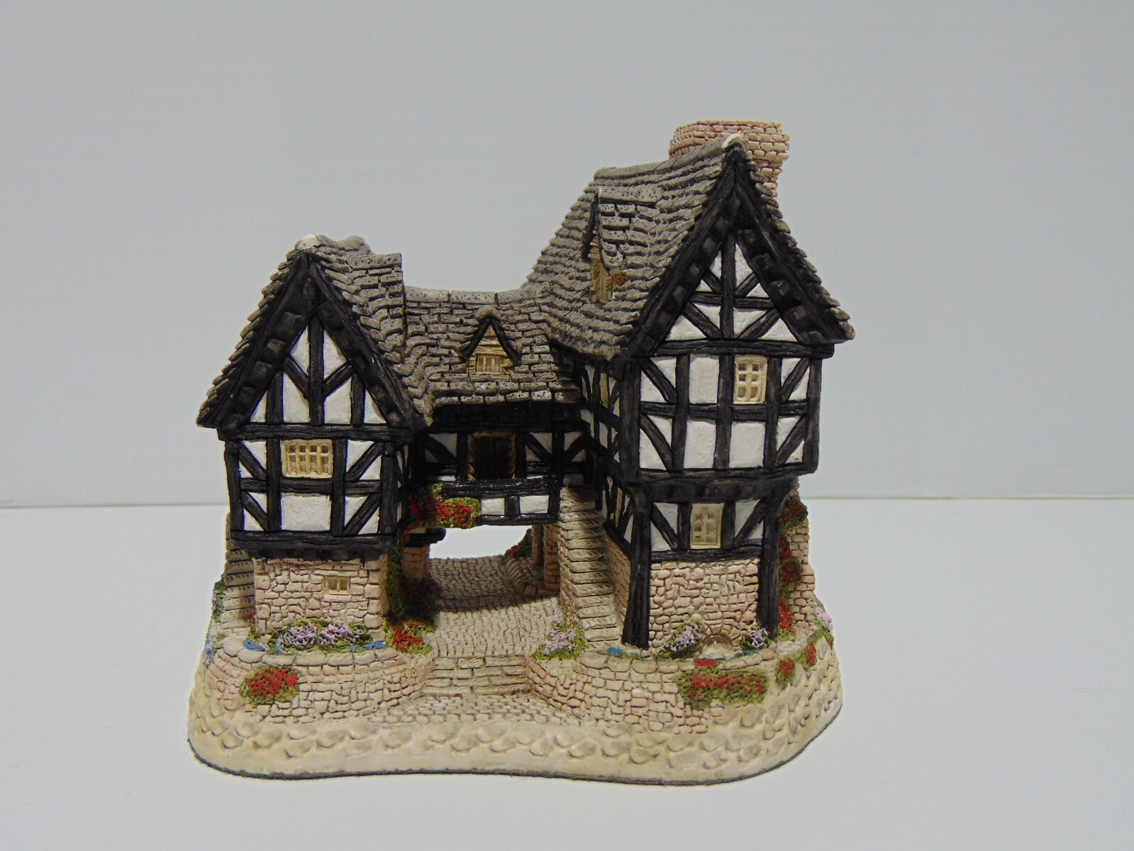 David Winter Cottages Tudor Manor 1981 No Box John Hine