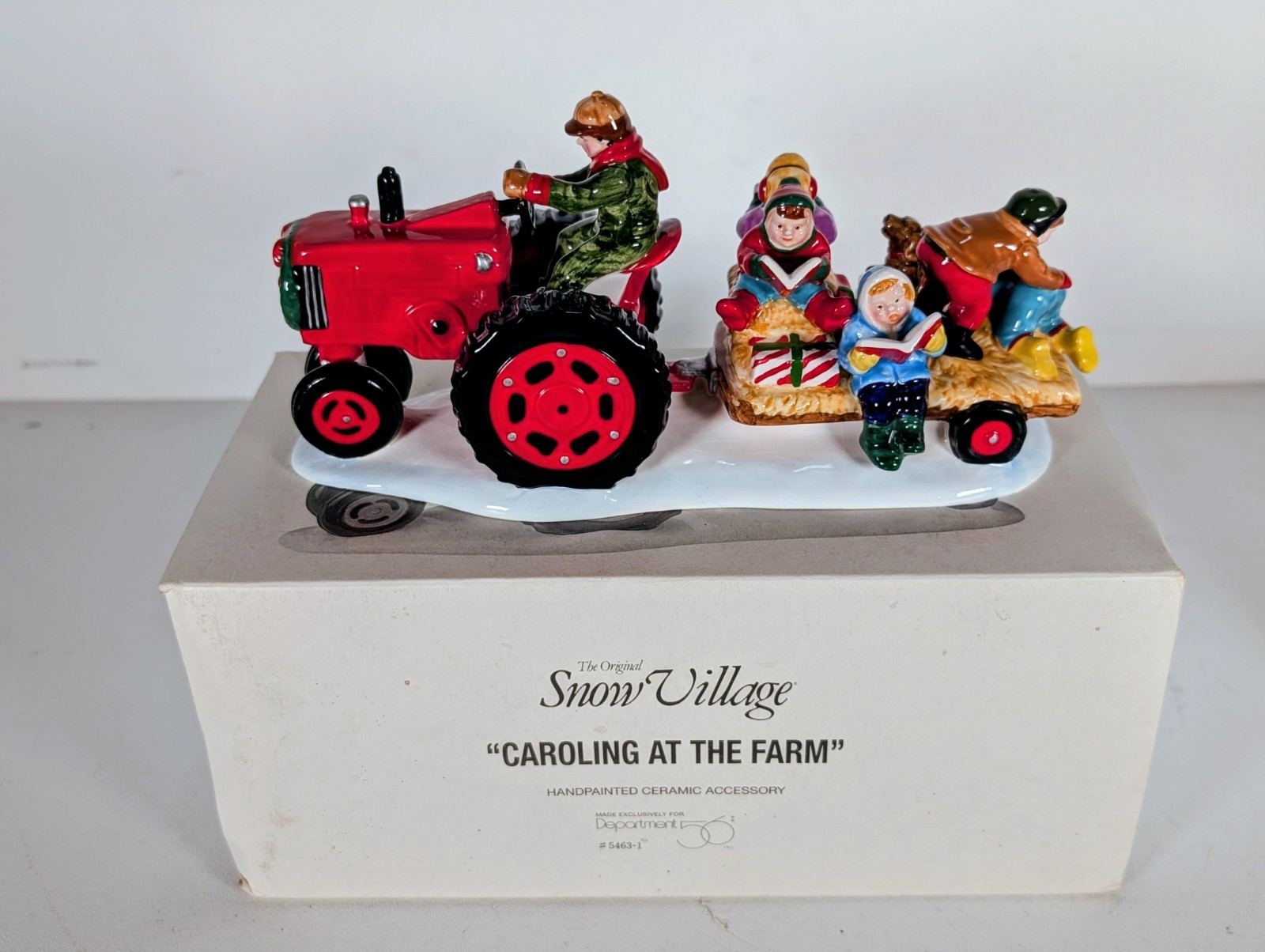 Department 56 Caroling At The Farm Snow Village with Box