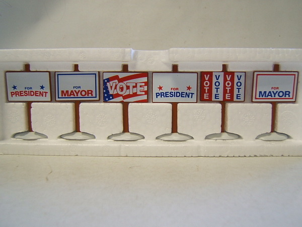 Dept 56 “Village Election Yard Signs” #52599 Snow Village Accessory 6 Pcs NIB