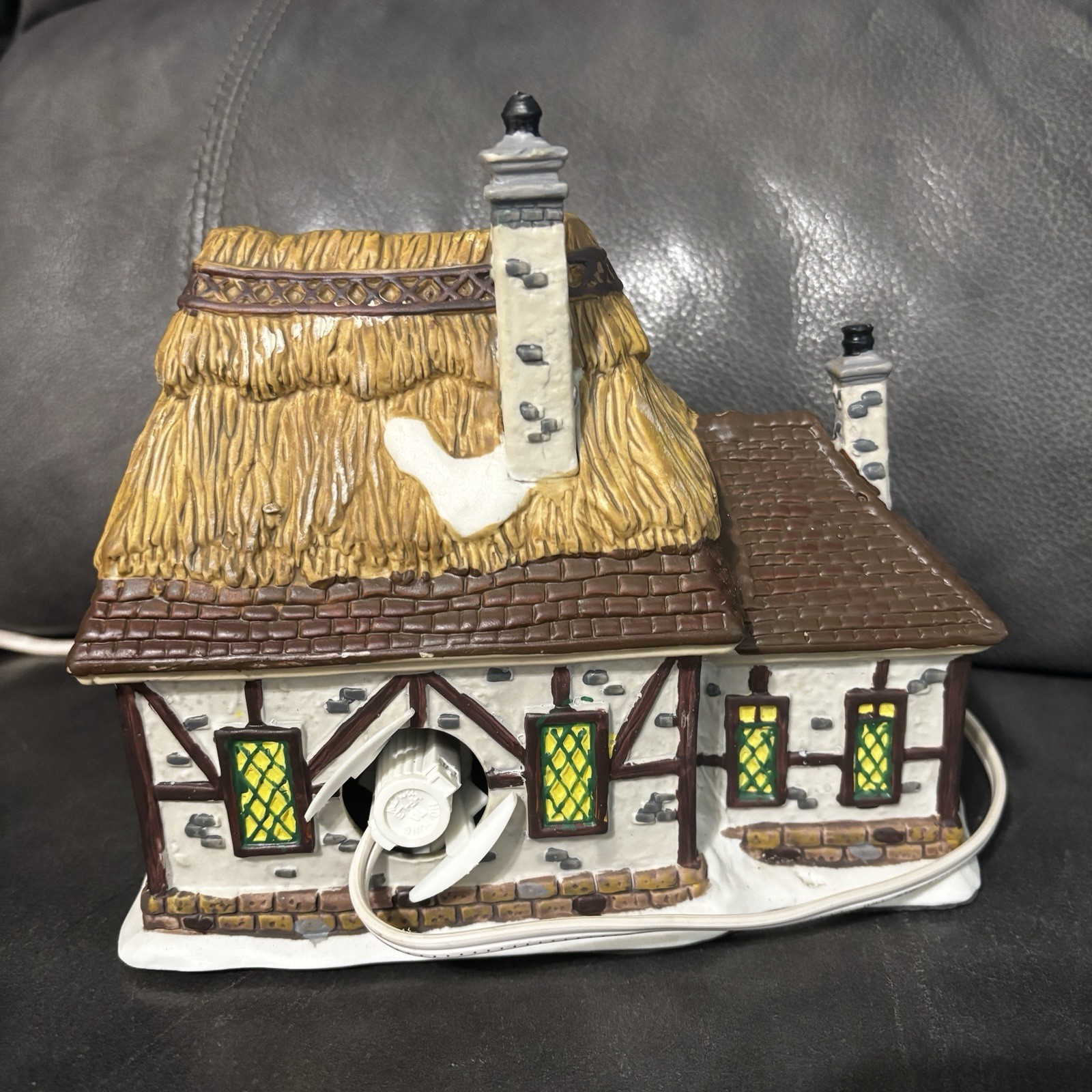 Holiday Inspirations Maddies Joy Cottage Lighted Christmas Village Holiday Decor