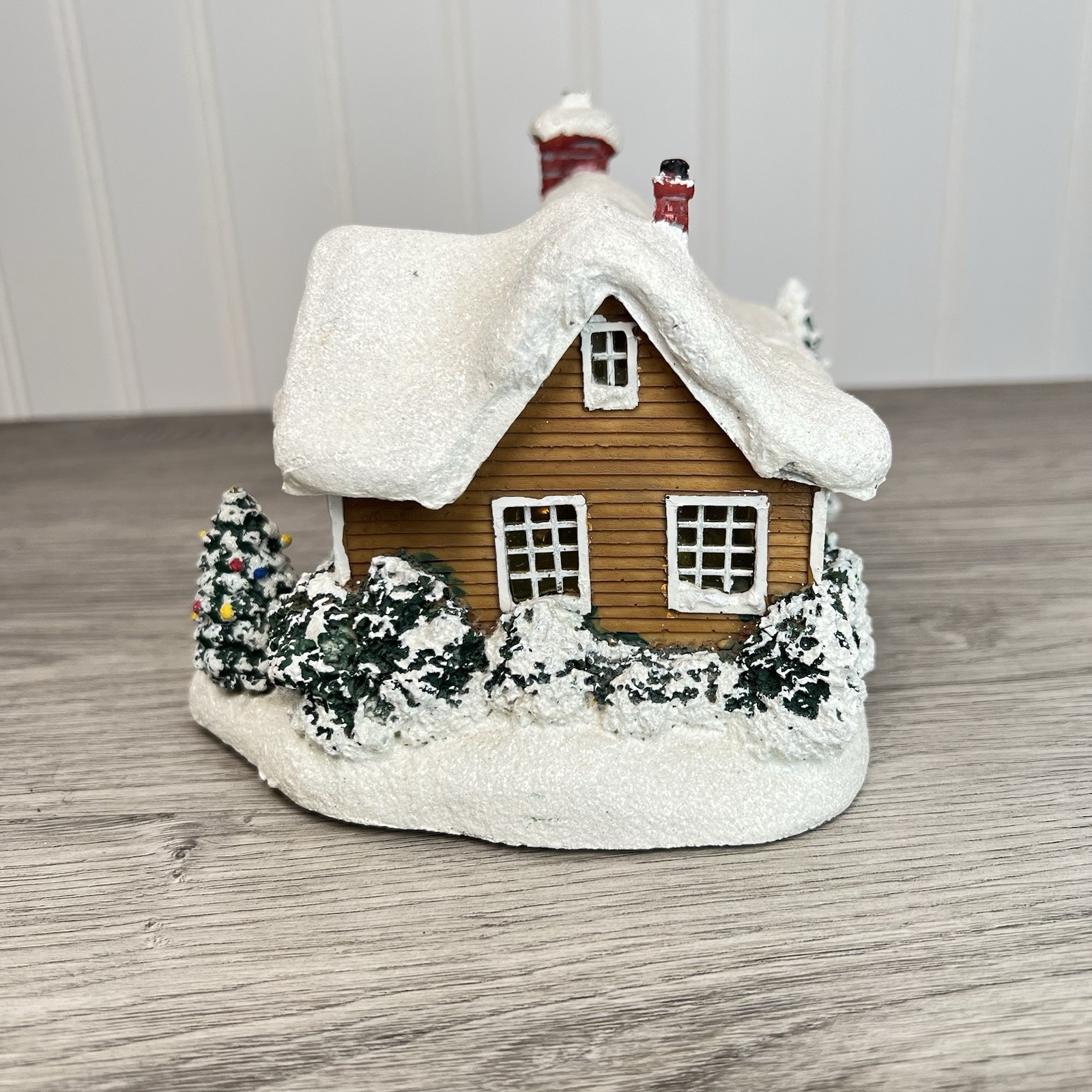 Vintage Thomas Kinkade Childhood Home 2008 Teleflora Lighted Christmas Village