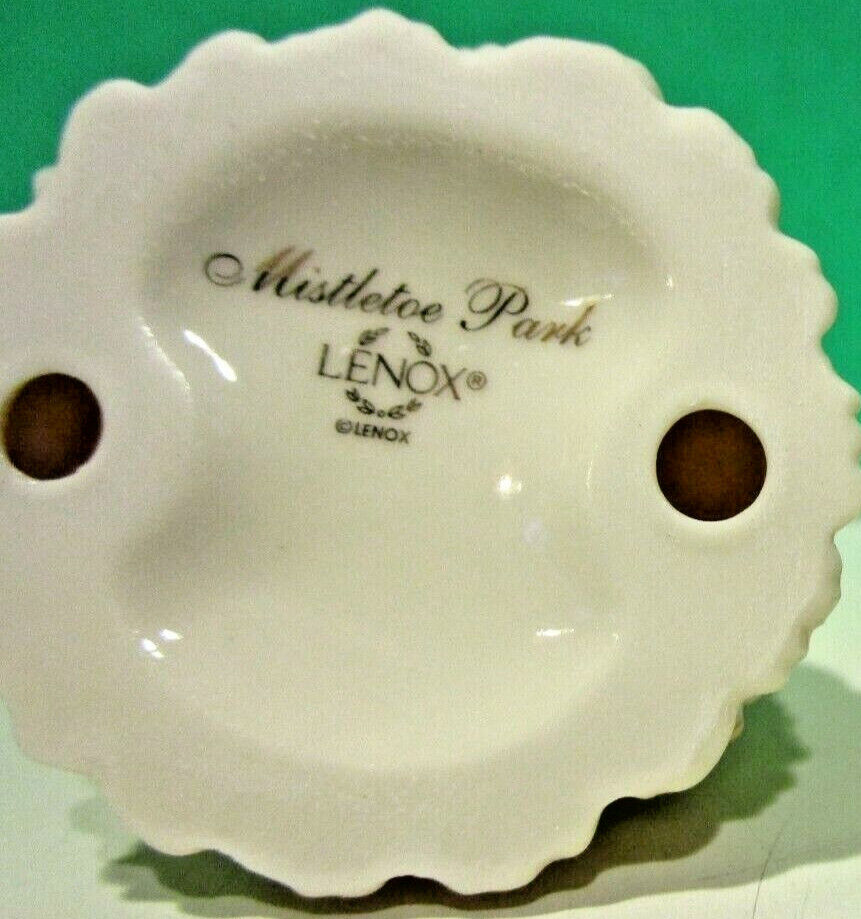LENOX MISTLETOE PARK series COTTAGE – 3 Piece STARTER SET with MAN — NEW in BOX