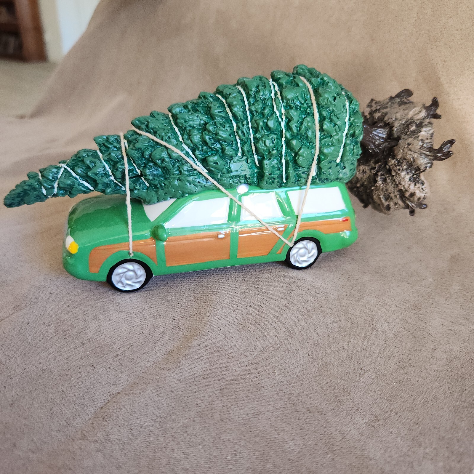 Griswold Family Tree Christmas Vacation SV #4030743 SV Dept 56 -BUYER GUARANTEE