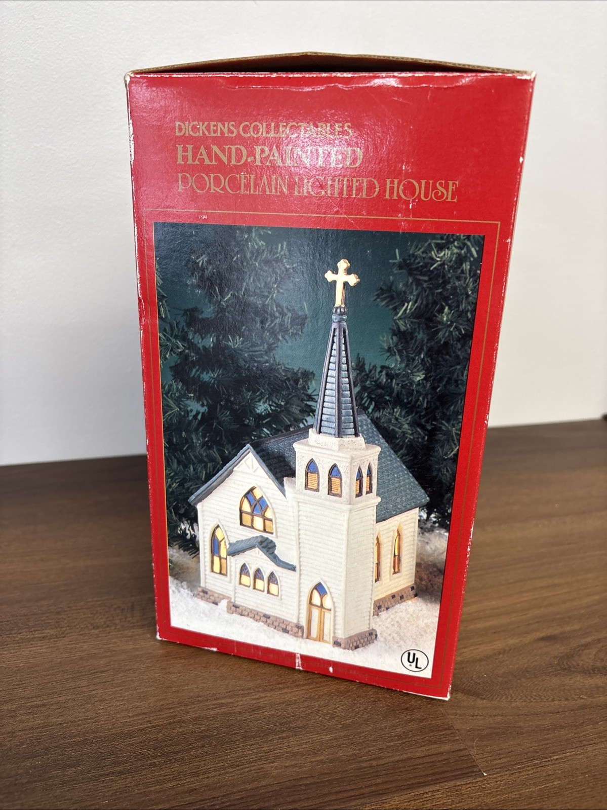 Dickens Hand Painted Porcelain Lighted House New Open Box