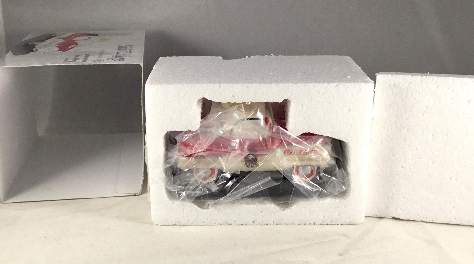 Dept 56 PANDA PALACE FREE DELIVERY 4055218 CHOWTOWN Chinatown DEPARTMENT D56 New
