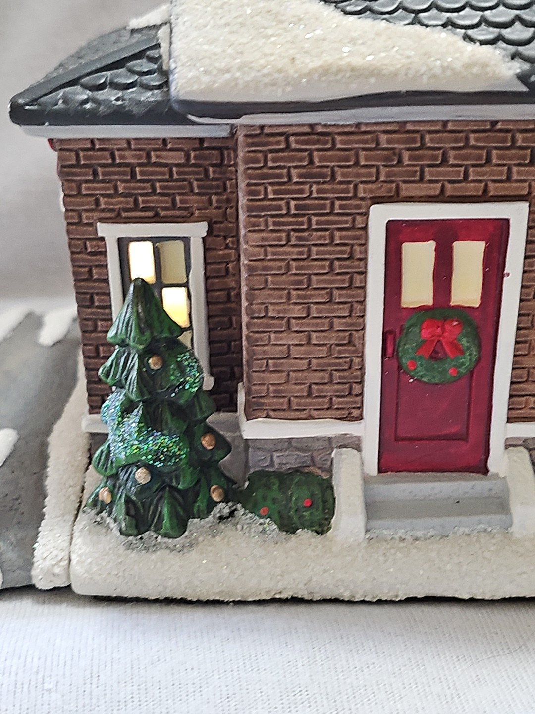 St Nicholas Square The Doughnut Shop Christmas Village Collection