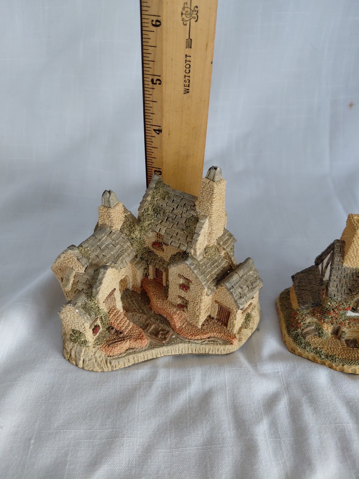 David Winter Cottage’s (2) “The Fushermans Wharf” 1983 Hogs Head Beer House 1985