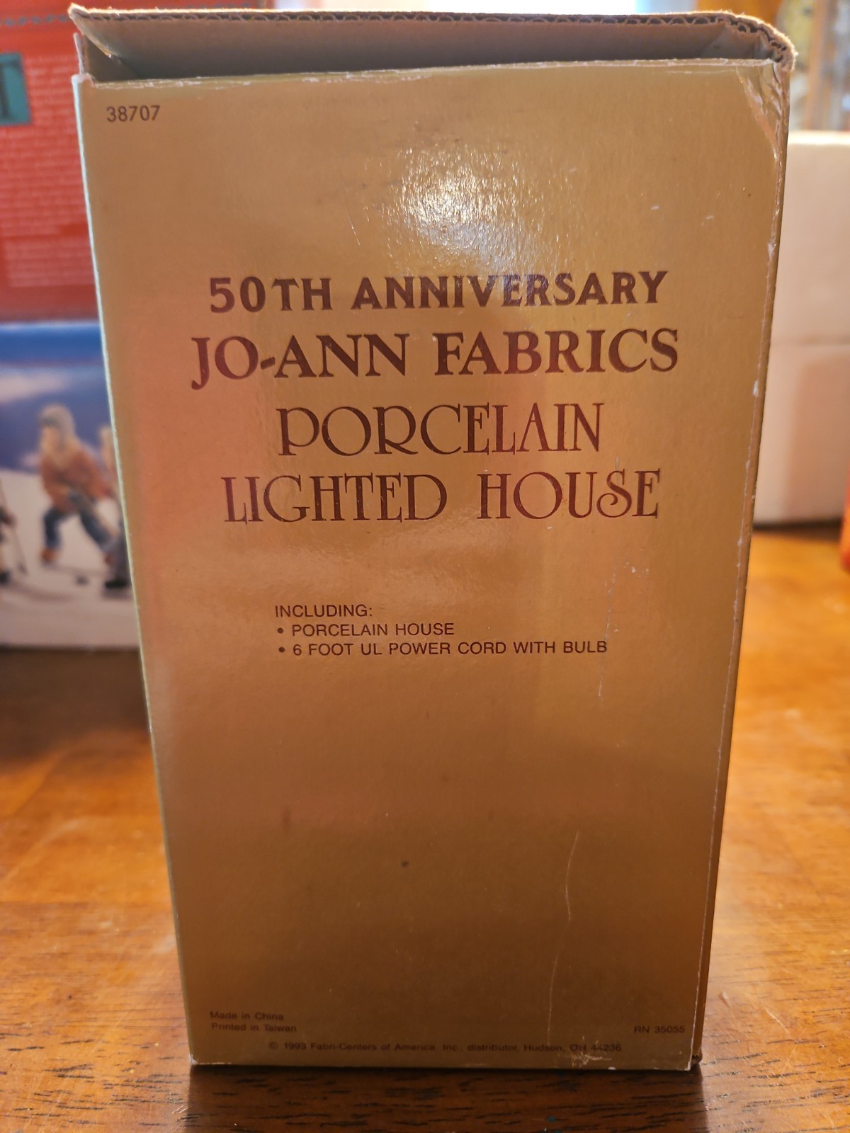 Vintage 50th Anniversary JoANN Fabric Lighted Christmas House /1993/Limited…