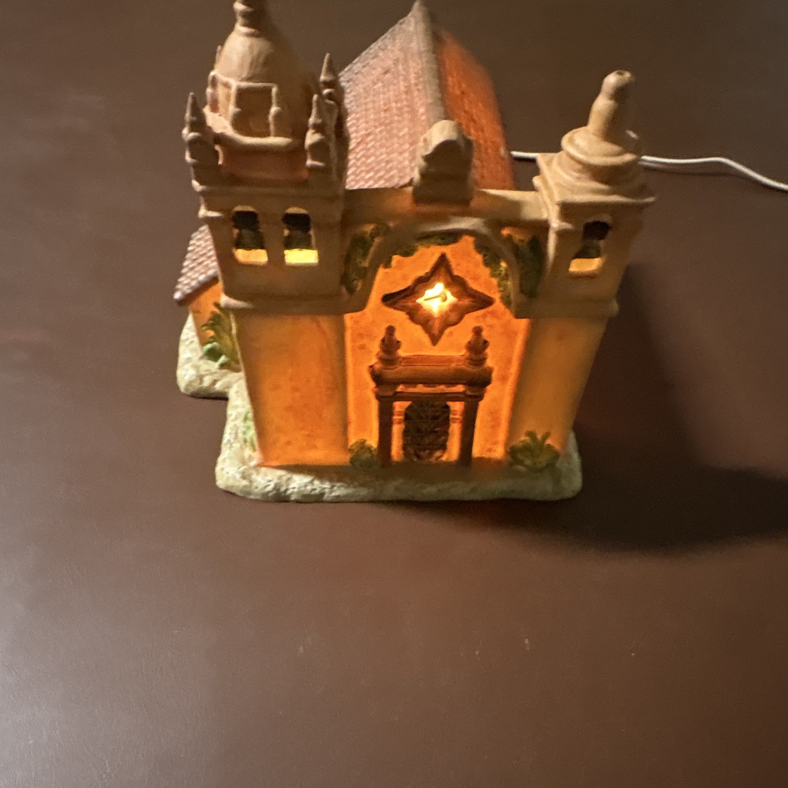 Illuminated Painted Ceramic Village House Building Decor Figurine w/ Cord