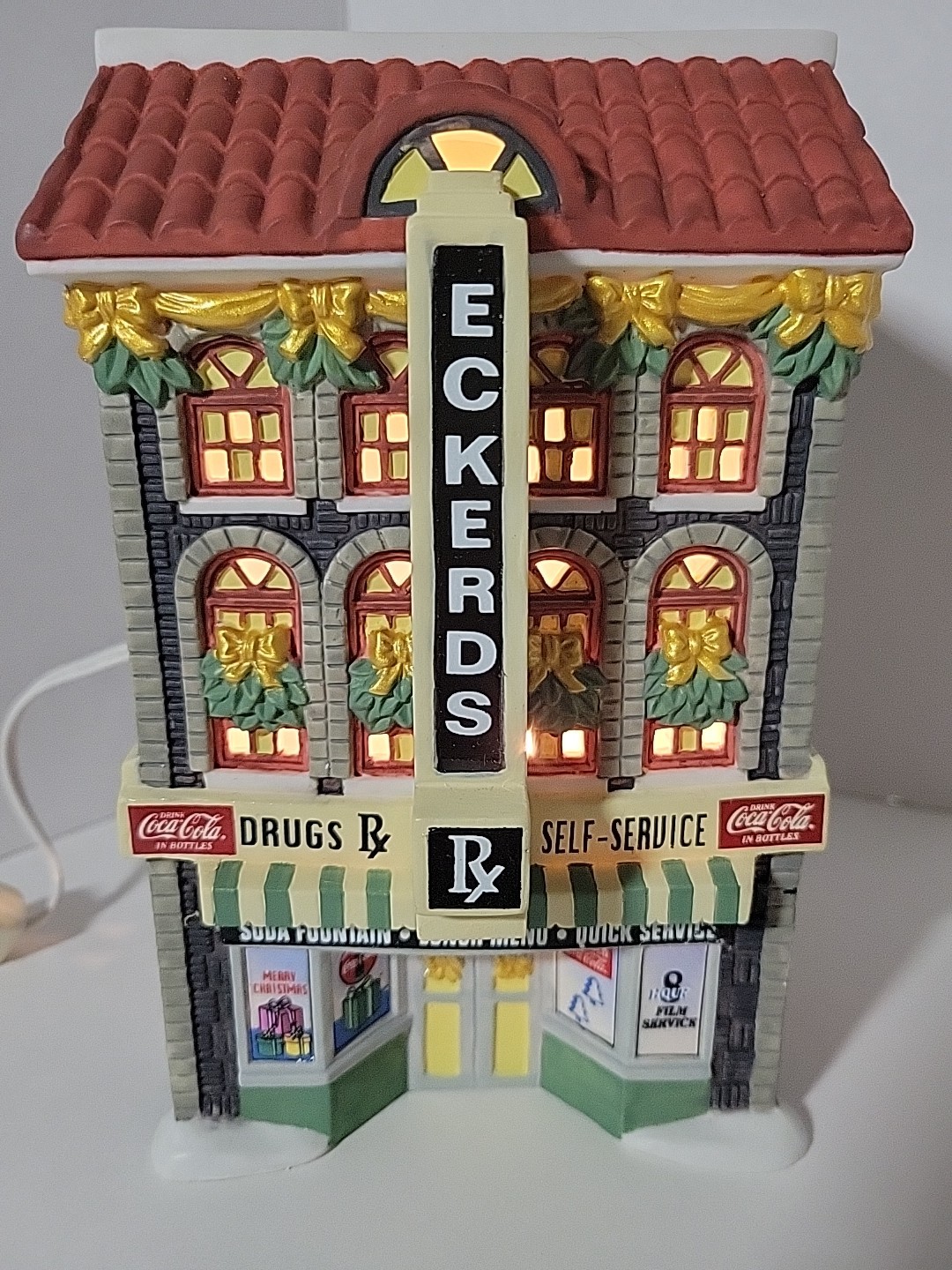 Coca-Cola Eckerd Drug Store Town Square Collection 2000 Village Building w/Box