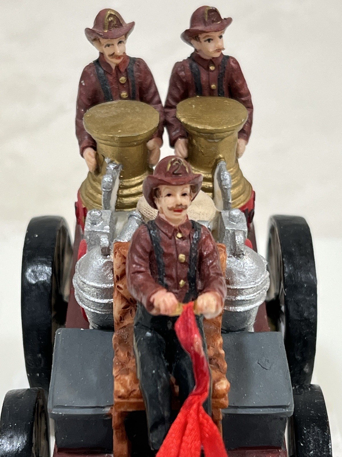 Victorian Village Collectibles “The Old Towne Horse Drawn Fire Engine” 1999