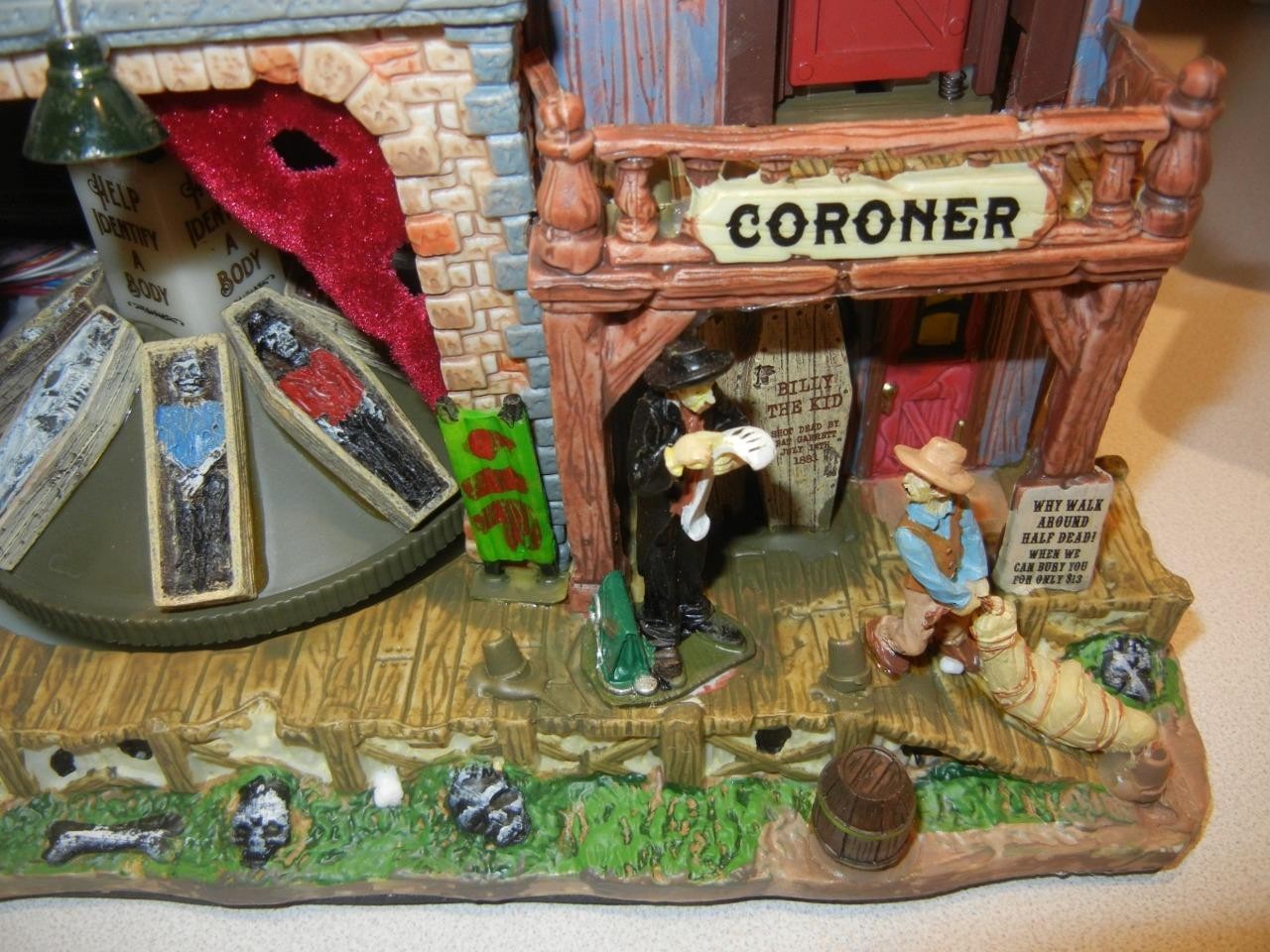 Lemax Spooky Town Dead As A Doornail Morgue Lighted Animated Musical 2008 Retire