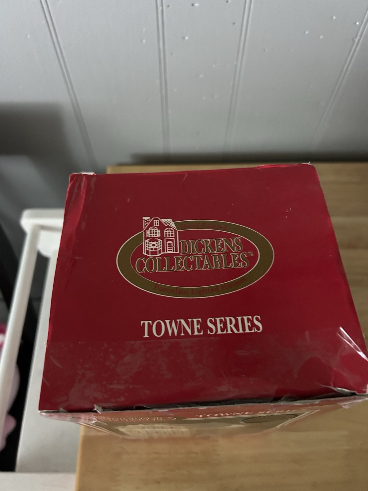Dickens Collectible 1995 Town Series Porcelain Chemist and Tea Shoppe House VTG
