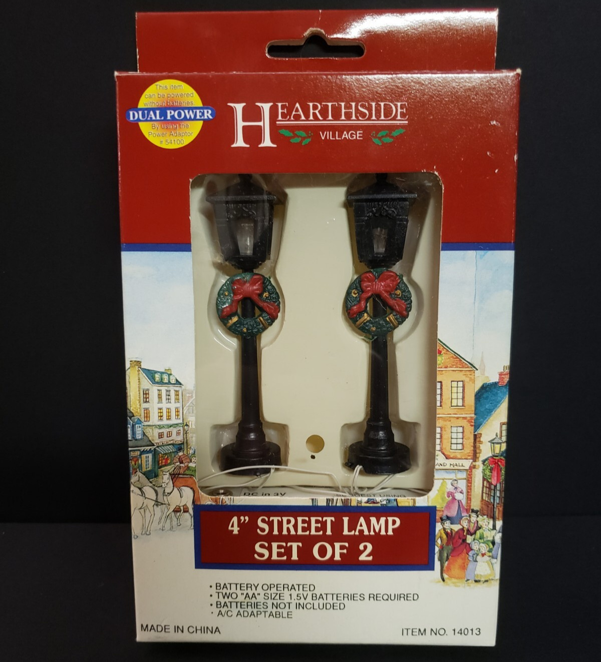 Lemax Christmas Village Town 4 inch Street Lamp 14013 Street Light Post Wreath