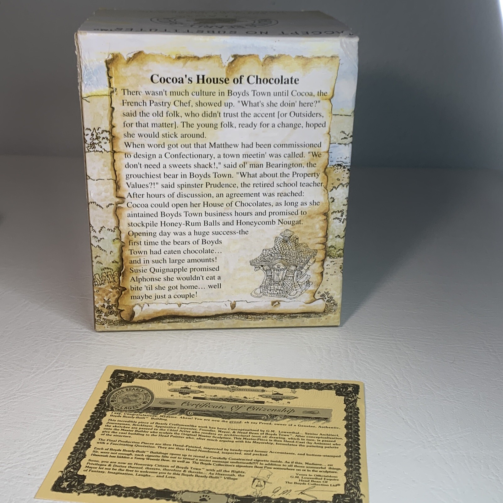 Boyd’s Town Cocoa’s House of Chocolate with pc #3E/2388 with box & certificate