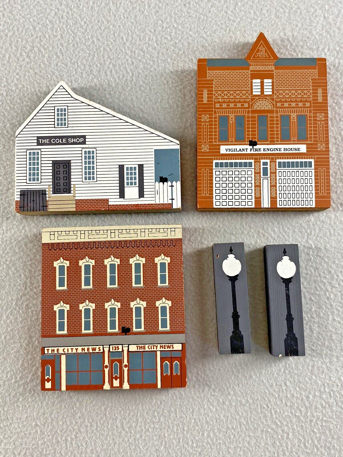 The Cat’s Meow Village ’92 ’94 Lot of 5 City News Vigilant Fire House Cole Shop