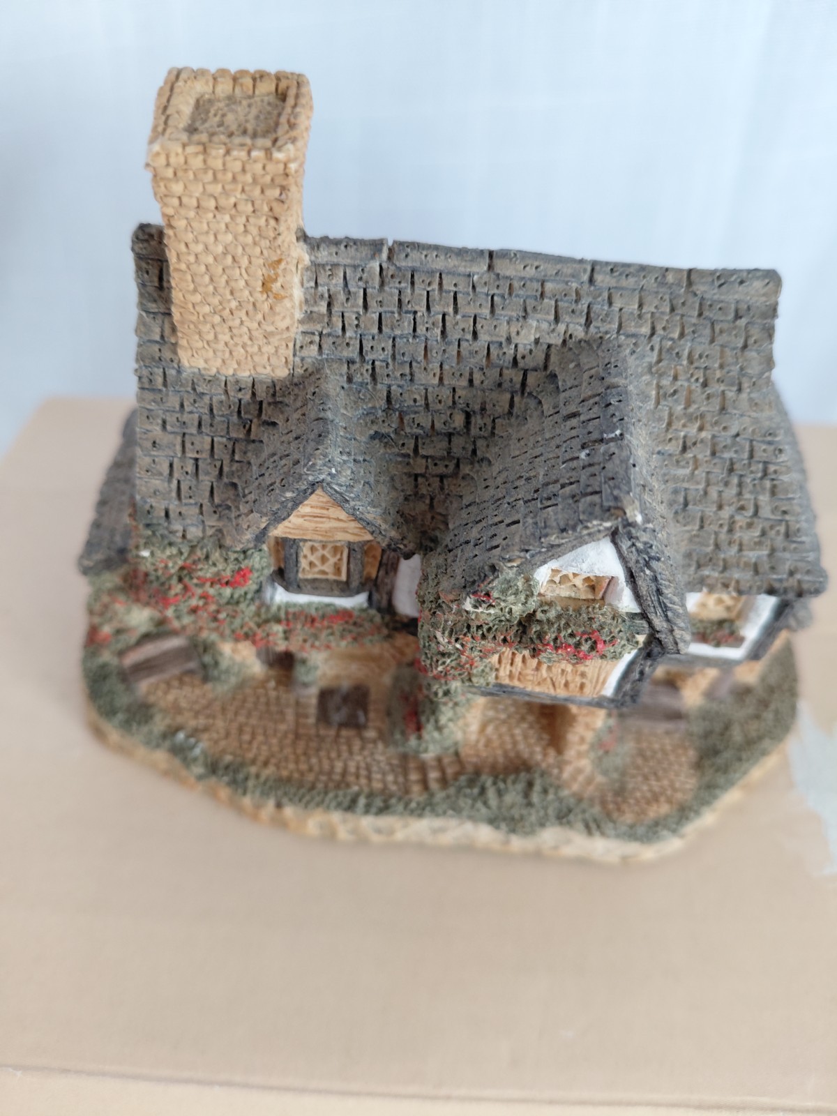 David Winter Cottage’s (2) “The Fushermans Wharf” 1983 Hogs Head Beer House 1985