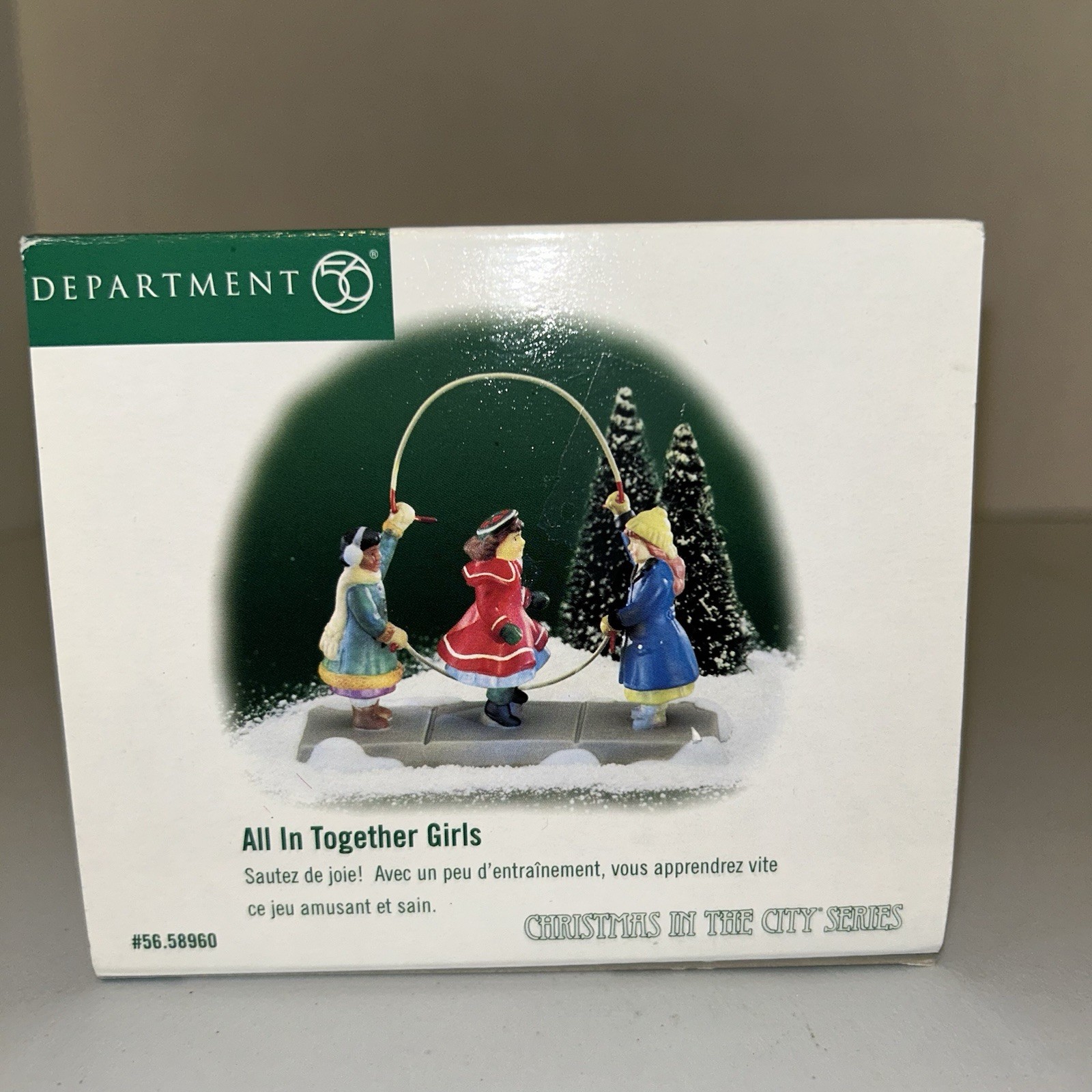 Dept 56 Christmas In The City ALL IN TOGETHER GIRLS 58960 Figurine