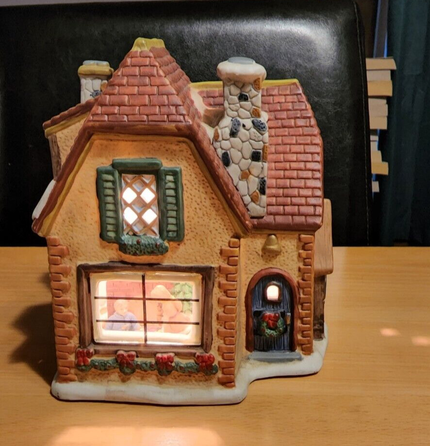 1999 LongRich LTD Porcelain Christmas Cottage EUC with cord tested working