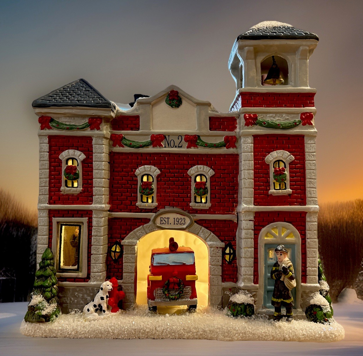 2017 St Nicholas Square Village Collection “Fire Station No2” With Light No Box
