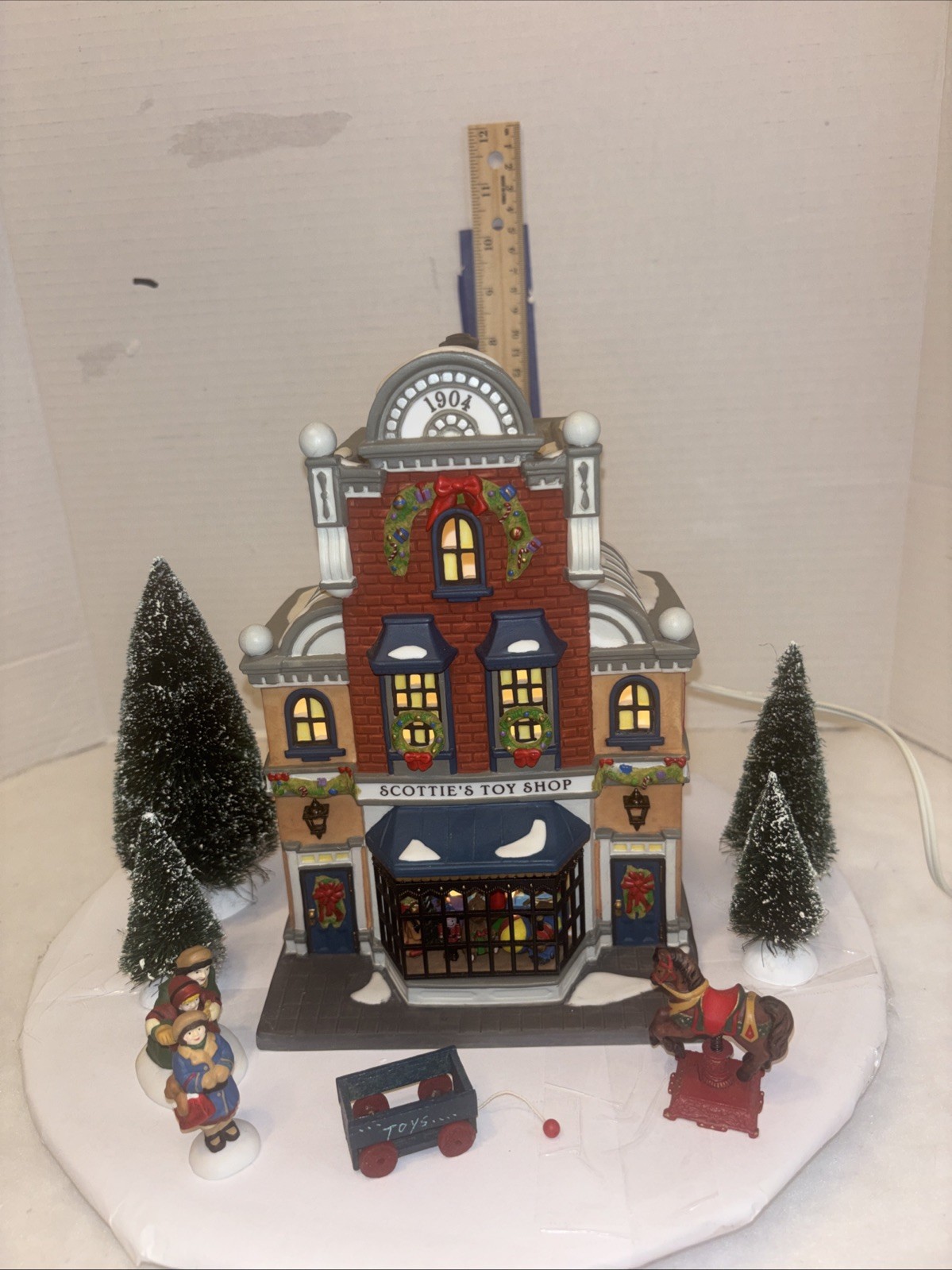 Dept 56 Christmas In The City Scotties Toy Shop Set of 10 58871 New Retired