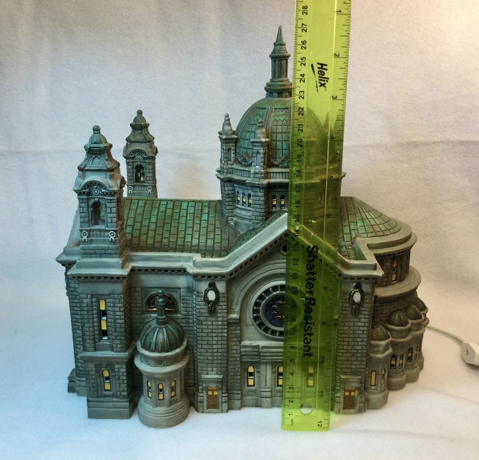 Dept 56 Cathedral of Saint Paul #58930 – Christmas in the City – Retired