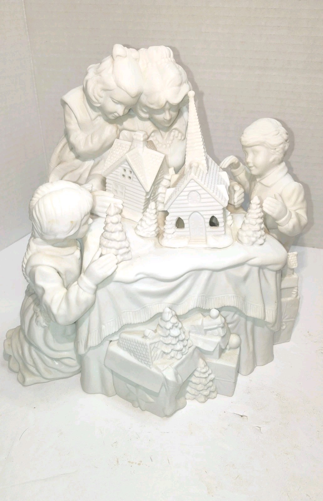 Vintage DEPT 56 Winter Silhouette “A Family Tradition” PORCELAIN FIGURINE