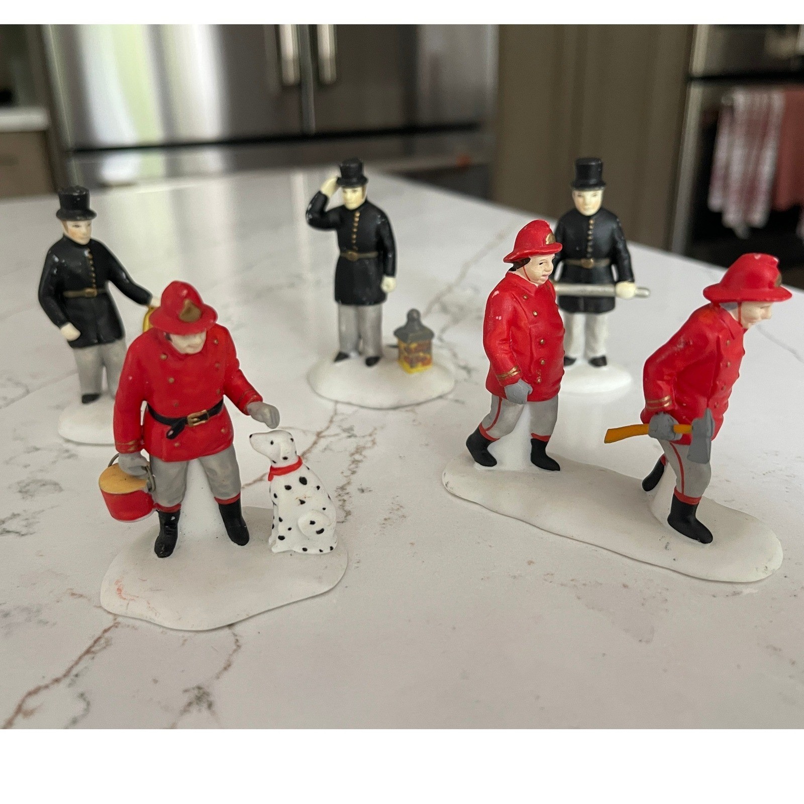 Department 56 Heritage Village FIREFIGHTERS POLICE Imperfect Unboxed Bargain Lot