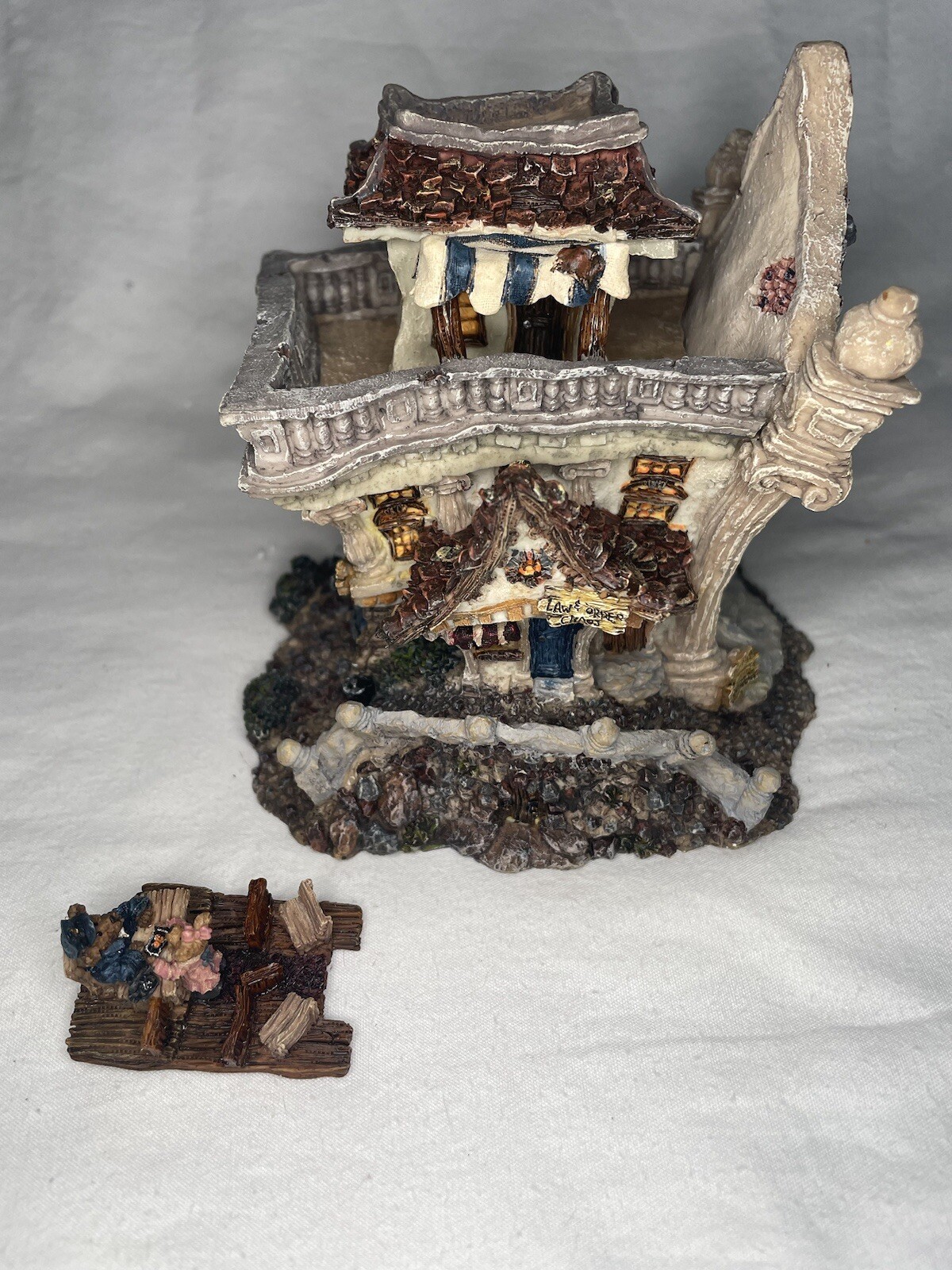 Boyd’s Bearly Built Village, The Boyds Town Police Station, 1E/3787