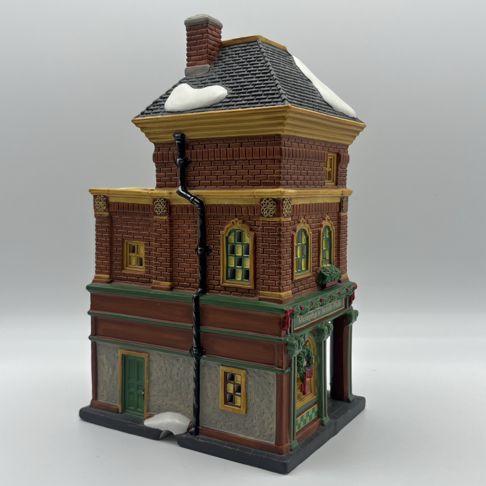 DEPT 56 “Christmas in the City” – MURPHY’S IRISH PUB – #4025241 – Complete
