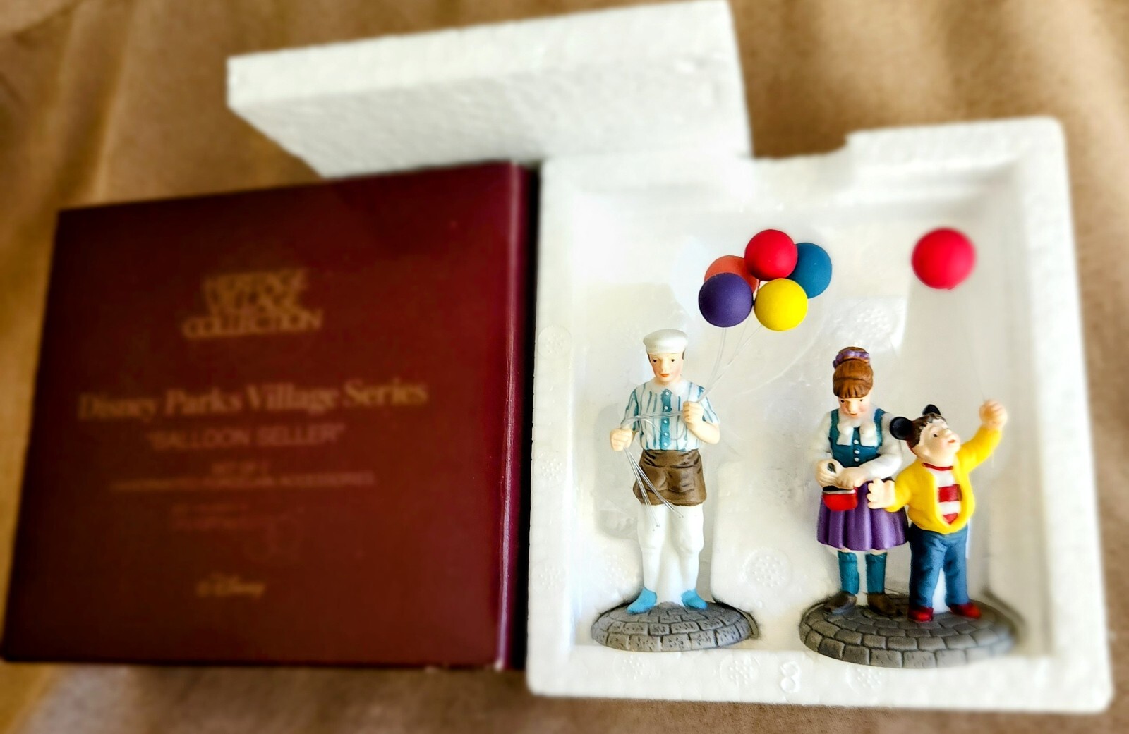 Balloon Seller #53539 Disney Parks Village Department 56 – BUYER GUARANTEE