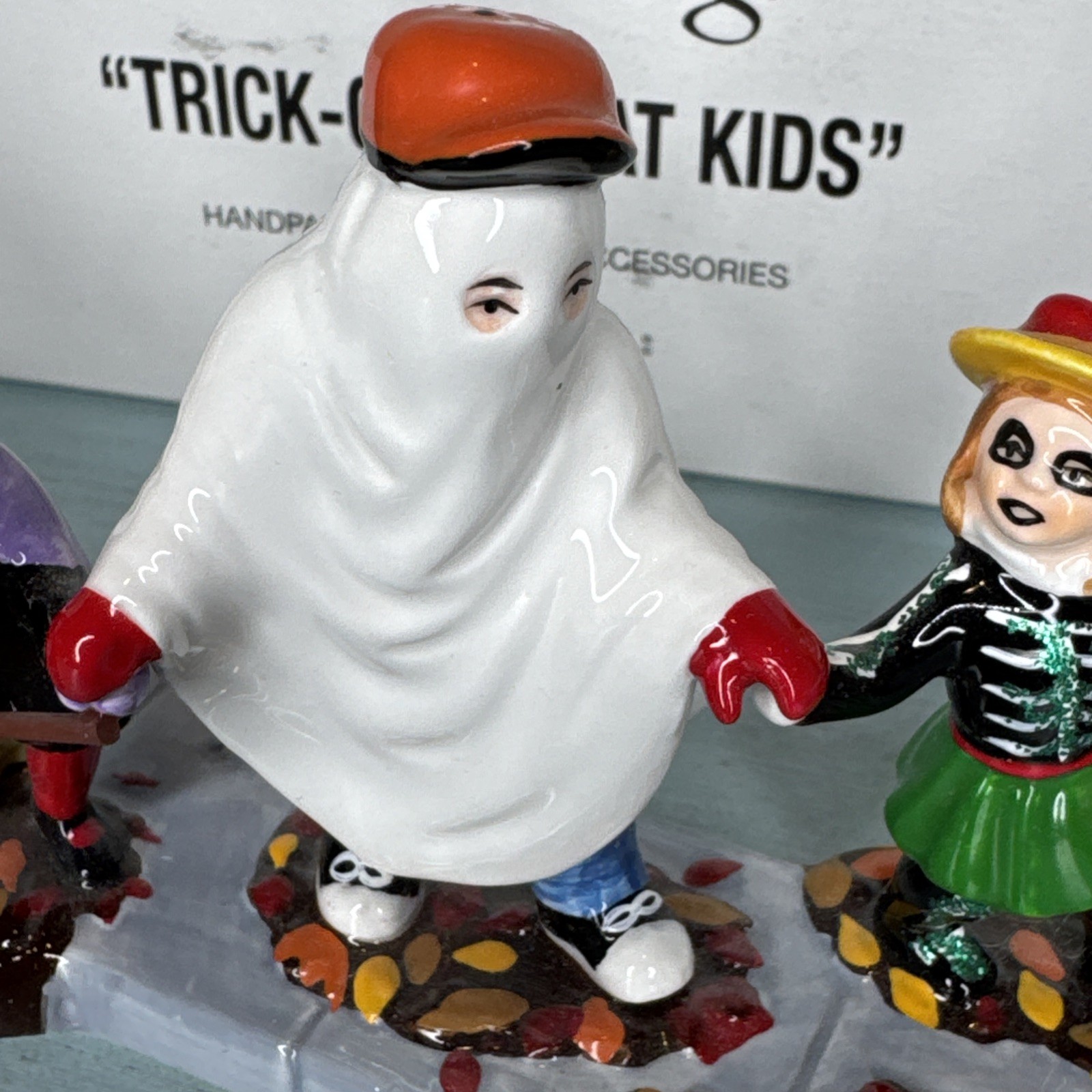 Dept 56 Snow Village Halloween TRICK-OR-TREAT KIDS 3 Piece Set – #54937 – w Box