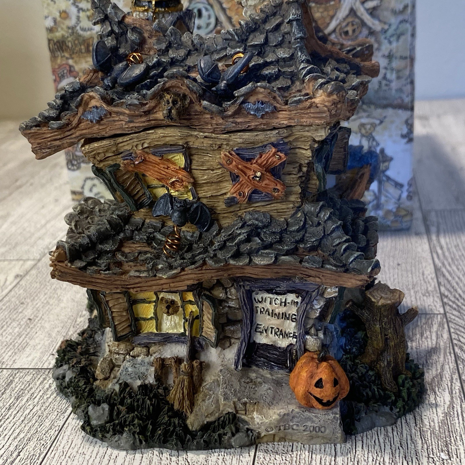 Punky Boobear’s Haunted Halloween House Boyds Bearly Built Village OG Box 19012