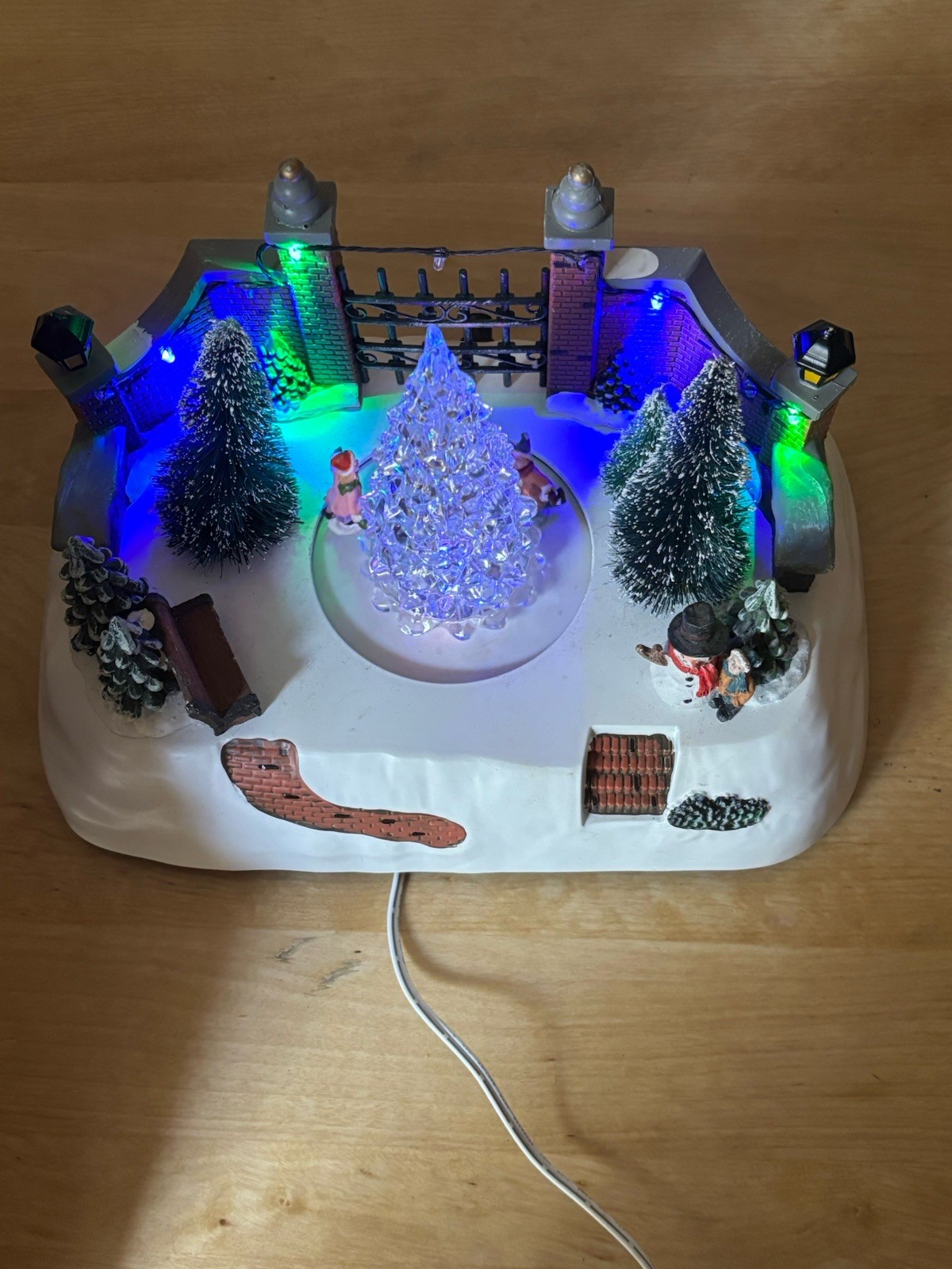 Holiday Time 31741 Victorian Village Musical LED Christmas Tree 2013