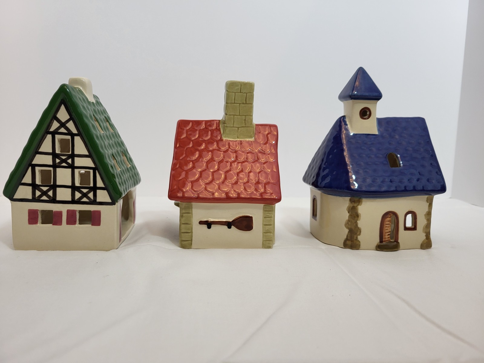 Echt Thüringer Unikat German Hand Painted Ceramic Tealight Village Houses Set 3